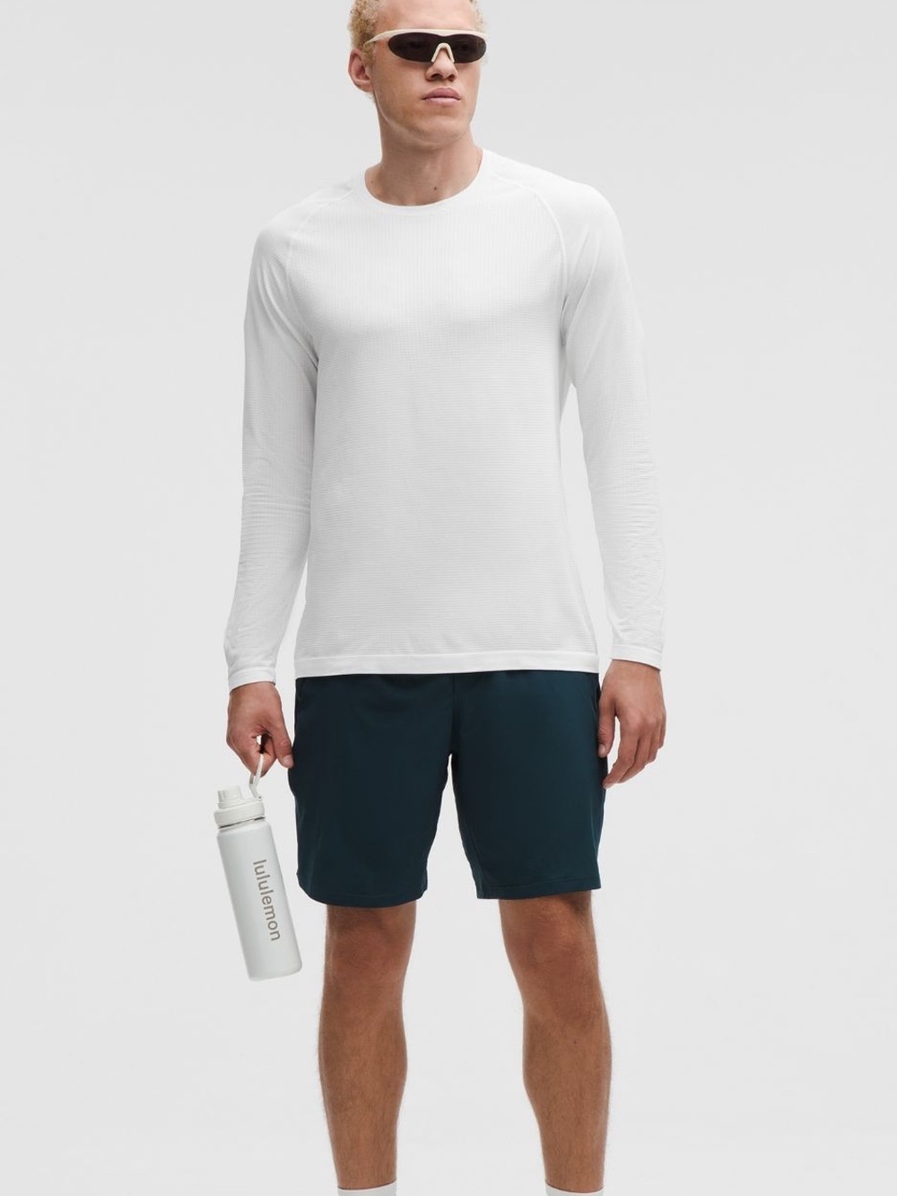 Lululemon athletica Long Sleeve Crew Shirt - Picture 4 of 4